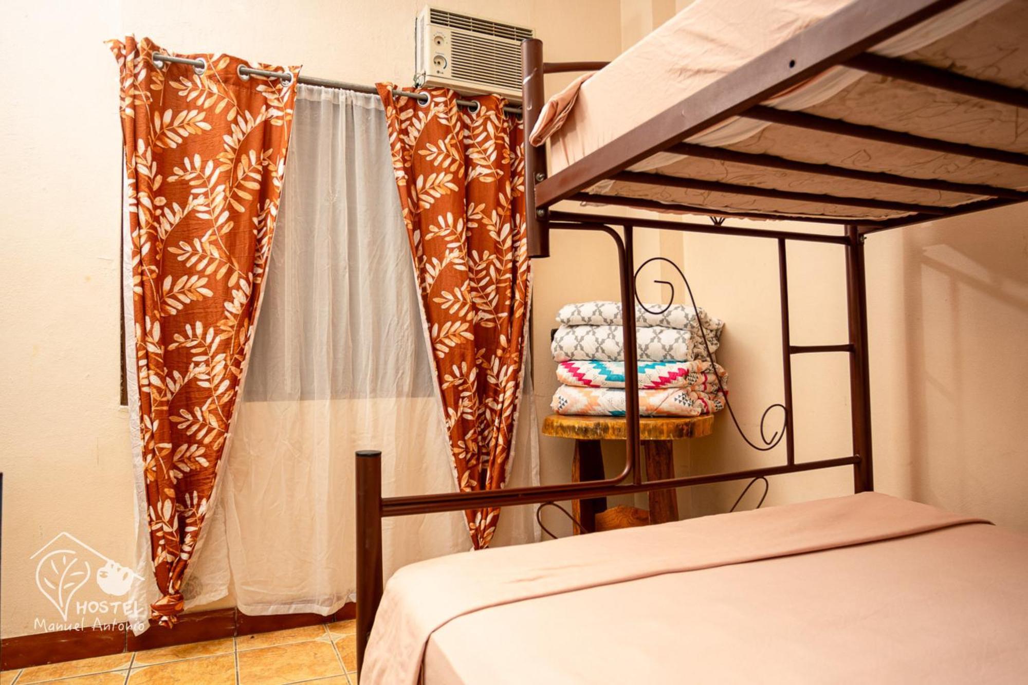 Manuel Antonio Hostel Zewnętrze zdjęcie