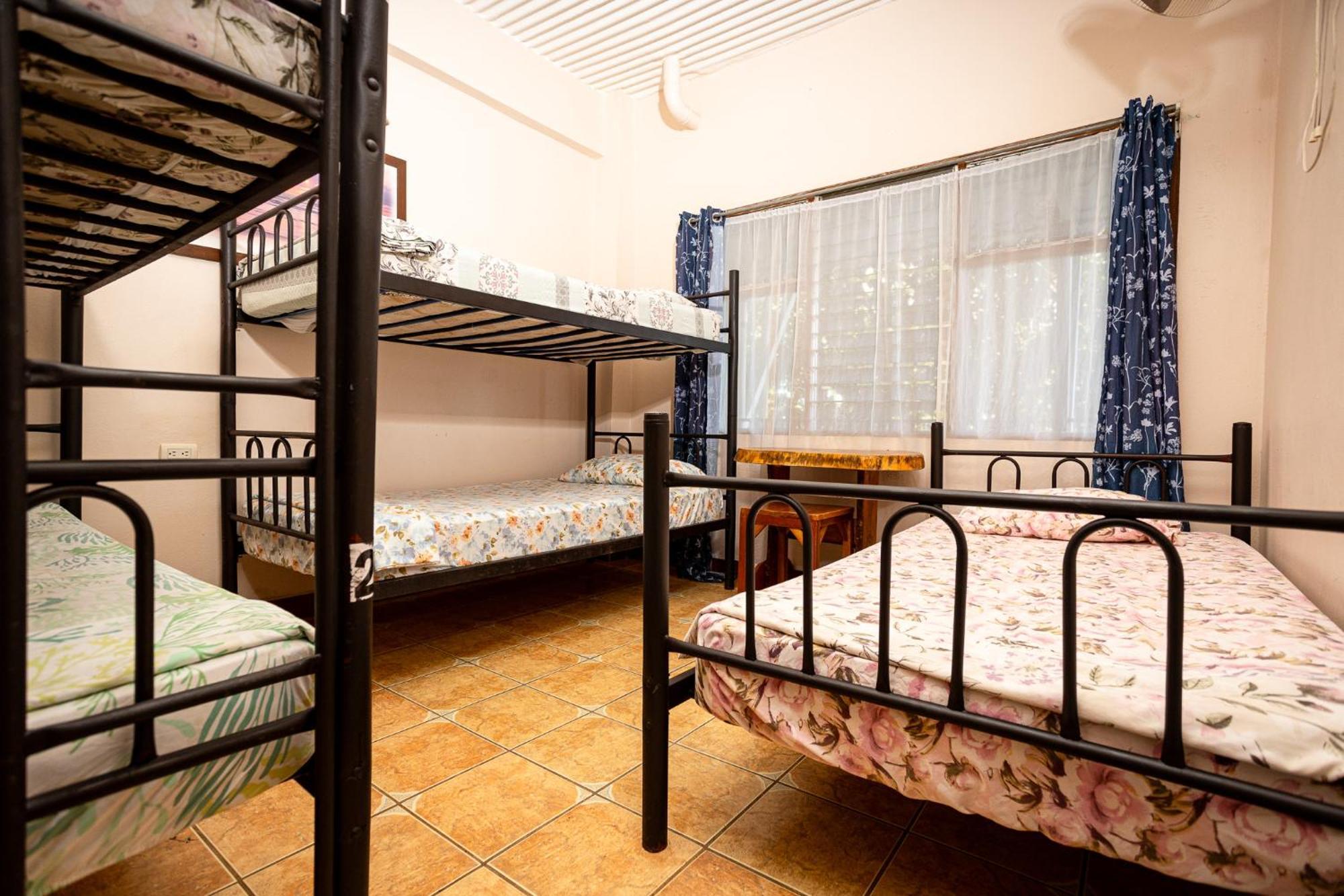 Manuel Antonio Hostel Zewnętrze zdjęcie