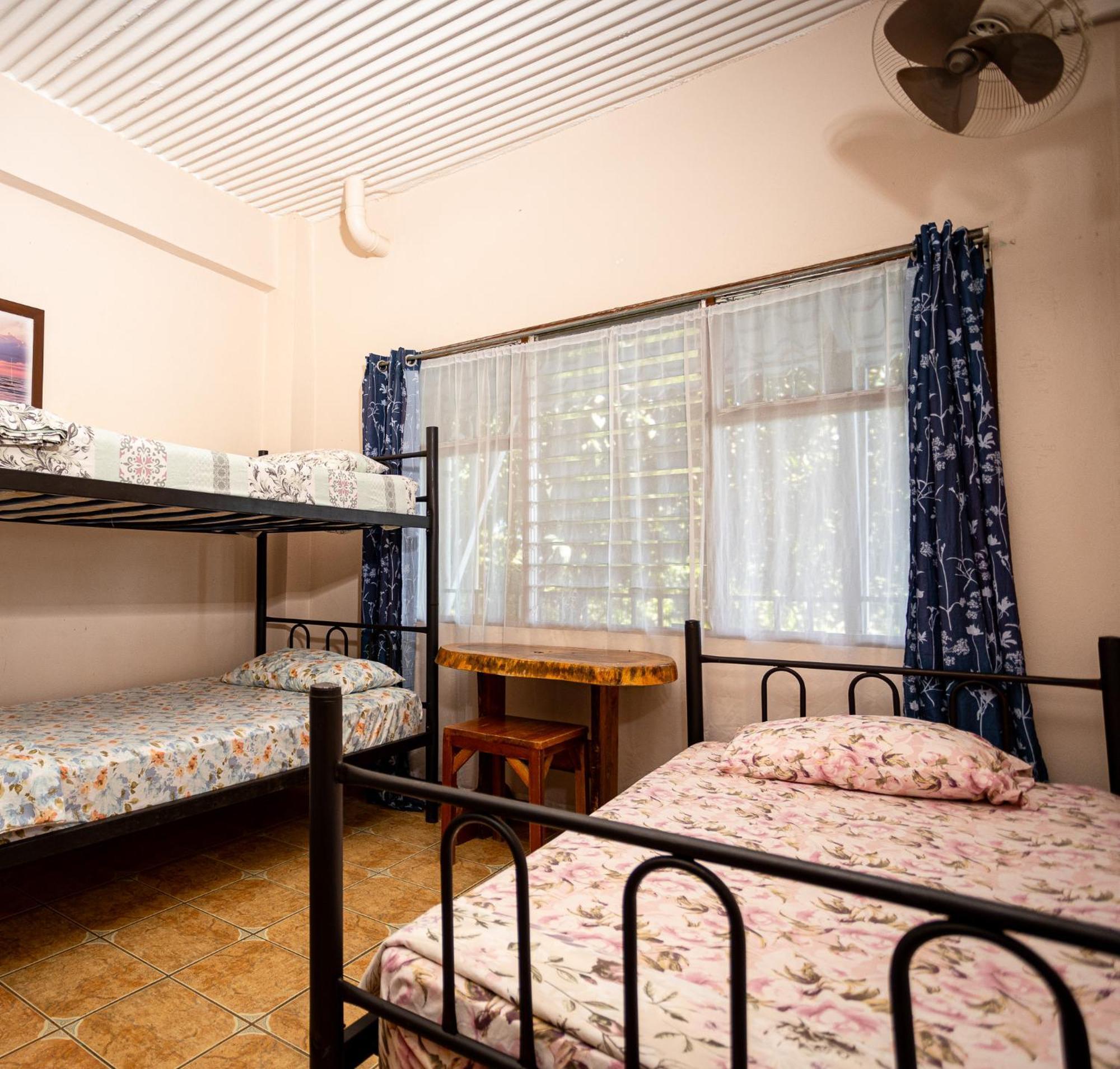 Manuel Antonio Hostel Zewnętrze zdjęcie